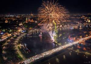 Wielka Parada Smoków z lotu smoka... fot. Daniel Turbasa