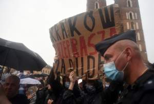 Dzień wieców i protestów na Rynku: grupa Tanajny w akcji