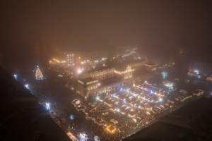 To był mglisty, ale piękny wieczór, zabłysnęły tysiące światełek