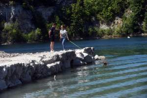 Nadal szukają tu dzikiego Zakrzówka. Oficjalnie wstęp wzbroniony