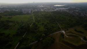 Atrakcyjny zielony teren? Nade wszystko miejsce pamięci