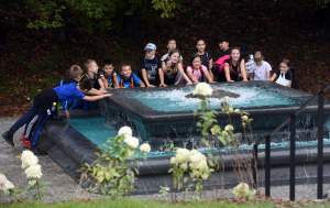 Piękny park z wyjątkową fontanną. Podziwiamy!