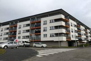 "Mieszkanie plus" po krakowsku, z zewnątrz wygląda nie najgorzej