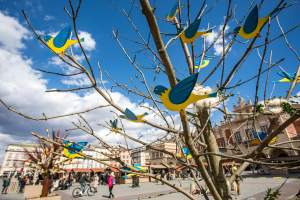 Drzewko emausowe i inne wielkanocne tradycje na Rynku, fot. Jan Graczyński