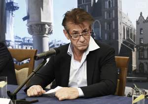 Sean Penn w Krakowie. W obiektywie Marka Lasyka