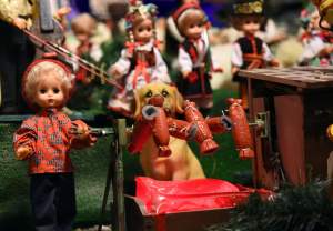 Samolot, grill i inne cuda: największe ruchome szopki w Krakowie