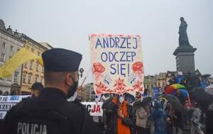 "Maria Konopnicka byłaby z nami", protest przeciwko dyskryminacji LGBT