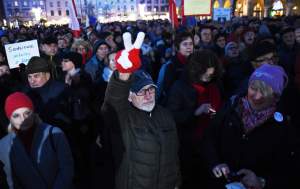Demonstracja na Rynku: "dość prześladowania"