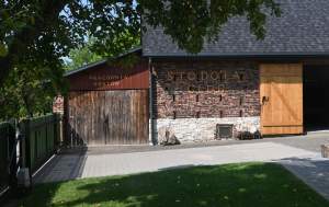 To miejsce stworzył zapalony poszukiwacz skarbów, zgromadził ich tysiące