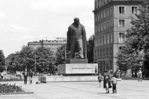 Zbierają pamiątki po Leninie w Nowej Hucie