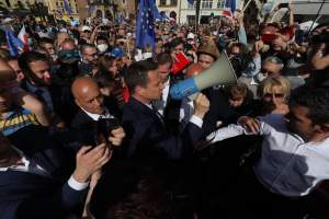 Entuzjastyczne przyjęcie Trzaskowskiego w Krakowie