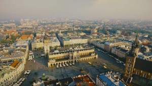 Przewodnik apeluje do turystów: Przyjeżdżajcie, Kraków jest bezpieczny