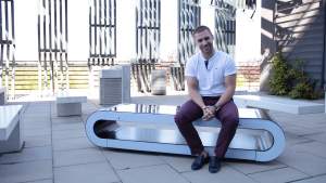 Inteligentna ławka z Krakowa. Konserwator jej nie chciał