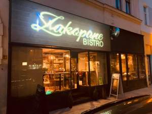 Bistro Zakopane plajty się nie boi. Tak pomaga się restauratorom w... Wiedniu