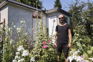 Taka moda w Krakowie: hipster zostaje działkowcem