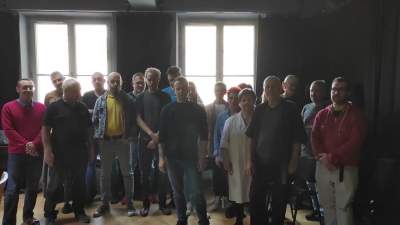 List pracowników Groteski w obronie dyrektora. Kto podpisał?