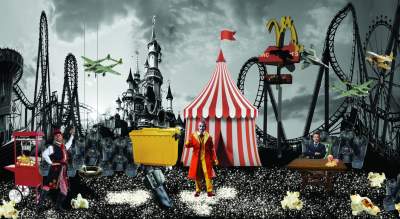 Prezydent Ukrainy zaprosił do Kijowa krakowski teatr. Chce zobaczyć sztukę o… sobie