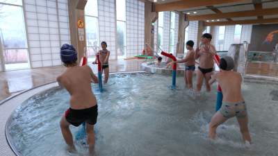 Ruchome dno i inne atrakcje, najnowocześniejszy basen w Krakowie