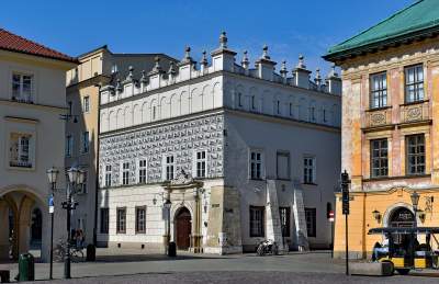 Afera wokół remontu plebanii kościoła Mariackiego: "podsłuchy i niszczenie zabytku"