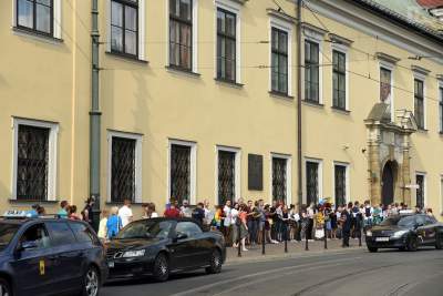 Komunikat Kurii: "nie ma dowodów krycia pedofilii, ofiarom pomagamy, również finansowo"