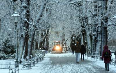 IMGW w Krakowie ostrzega: przed nami mocny atak zimy. Spadnie sporo śniegu