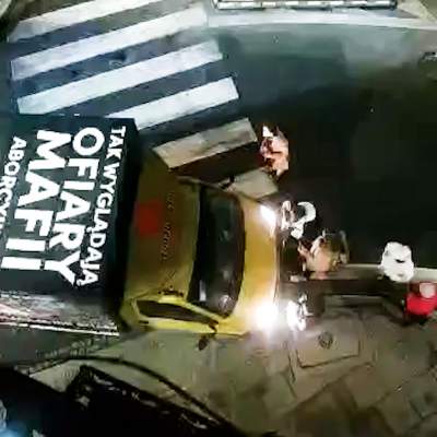 Próbowali blokować tzw. antyaborcyjną furgonetkę. Spisała ich policja