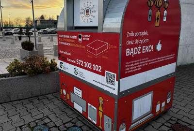 Do tego pojemnika można wyrzucić wszystko, co działało na prąd. Pomysł wladz lotniska