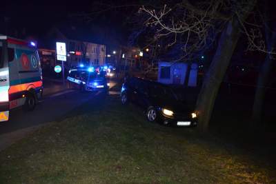 Kierowca z objawami koronawirusa wjechał w radiowóz, próbował uciekać