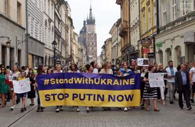 Ukraińska flaga na krakowskim magistracie. Gest solidarności
