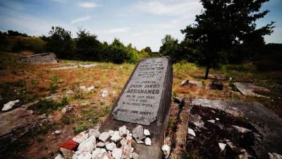Miejsce pamięci ma służyć rekreacji? Chcą tego... niektórzy mieszkańcy