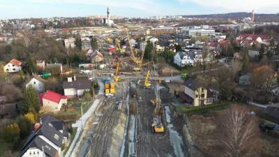 Budowa wygląda imponująco. Ciepła zima pomaga, ale opóźnienie będzie