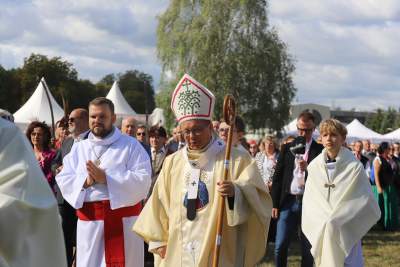 Kardynał Grzegorz Ryś: "Solidarność znaczy nie jeden przeciw drugiemu, tylko razem"