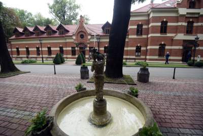 Rusza Krakowska Pijalnia Zdrojowa. Ależ to miejsce wypiękniało!