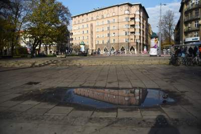 Coś z tym placem trzeba wreszcie zrobić, byle nie zepsuć