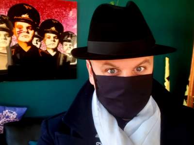 Piotr Sieklucki: trwamy karmiąc się tym teatralnym McDonaldem