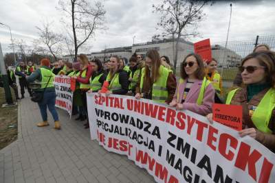 Protest pielęgniarek. Niepotrzebnie podnosiły swoje kwalifikacje?