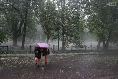 Kiepskie prognozy na weekend, linie sezonowe i rekreacyjne odwołane