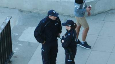 Fałszywi policjanci wyłudzili od emerytki z Nowej Huty prawie... 600 tysięcy