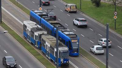 Wiadomo kiedy z ulic Krakowa znikną tramwaje - akwaria, na razie świętowanie