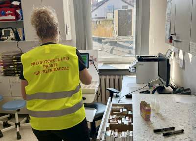 Rewolucja w podawaniu leków. Elektroniczne tace w szpitalu wojskowym w Krakowie