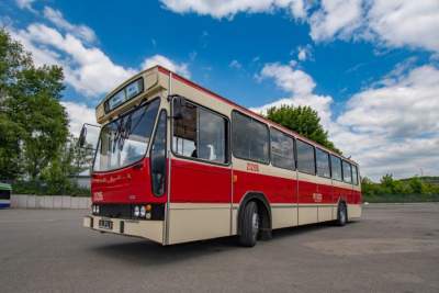 Kultowy Jelcz wraca na ulice Krakowa, największy taki przejazd w historii