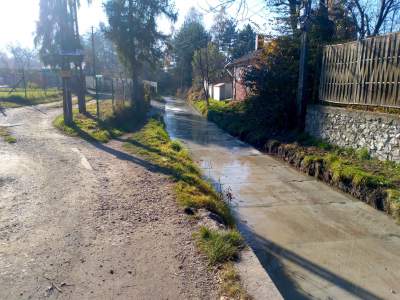 Rzecznik ZDMK: "Zbudowaliśmy pierwszą podwodną drogę w Krakowie"