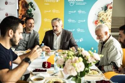 Tak dobrze w krakowskim szpitalu jeszcze nie karmiono. Pacjent wybiera