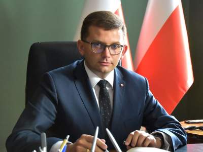 Problemy z infolinią sanepidu? Wojewoda zachorował i zauważył