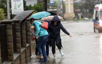 Gwałtowna zmiana pogody i ulewy. Może dojść do podtopień