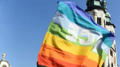 Poseł prawicy hipokrytą? "W krakowskim klubie nagabywał mnie ofertą seksu"