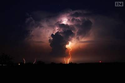 To może popsuć dziś plenerowe imprezy w Krakowie, jest ostrzeżenie IMGW