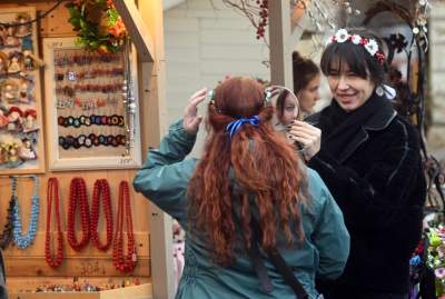 Trwa największy, wiosenny kiermasz w Krakowie, ceny stabilne