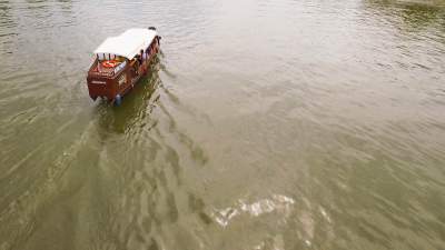 Prawdopodobnie najładniejsza trasa tramwajowa w Polsce, wodny tramwaj znów kursuje