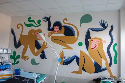 Zakaźny oddział dziecięcy zamienił w bajkową przestrzeń. Będą kolejne murale